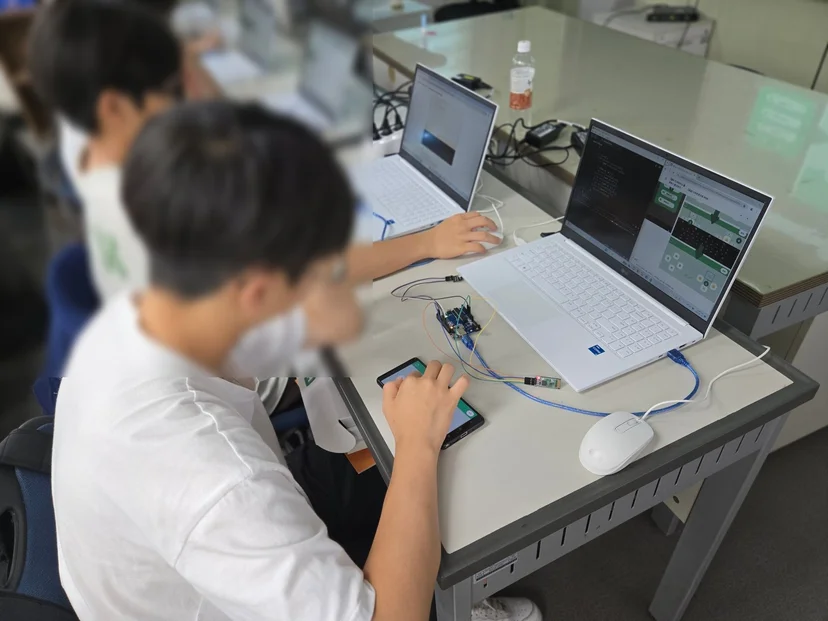 성덕고등학교 IoT 캠프 현장 사진 15