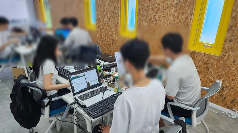 강원대학교 K-4INT 창의융합 메이커 캠프 현장 사진 36