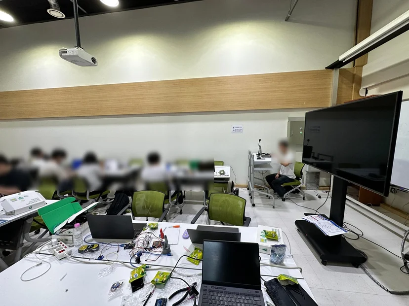 강원대학교 G-Bridge 로봇의수·의족 제작 캠프 현장 사진 17