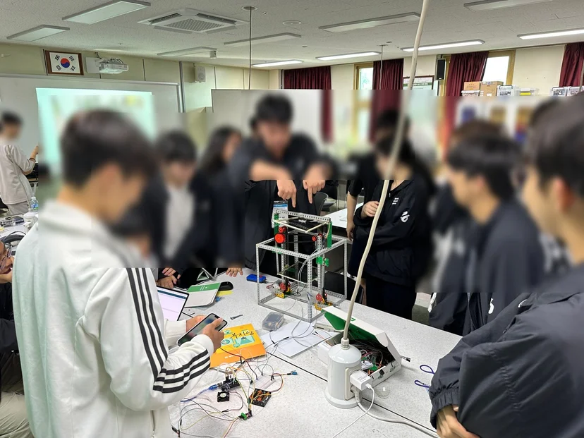 제주과학고등학교 AI 스킬업 메이커톤 현장 사진 20
