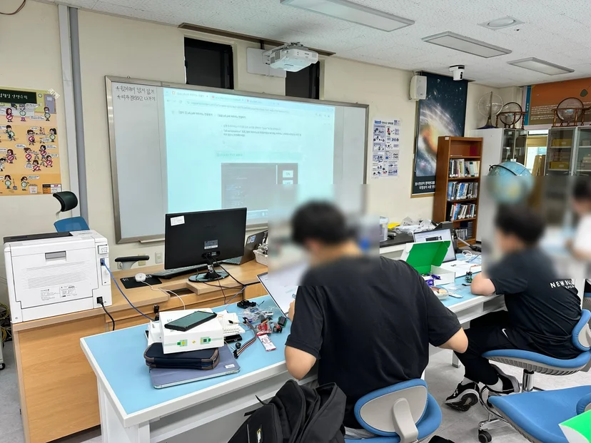 제주융합과학교육원 스마트 그린 학교 영재학급 캠프 현장 사진 4