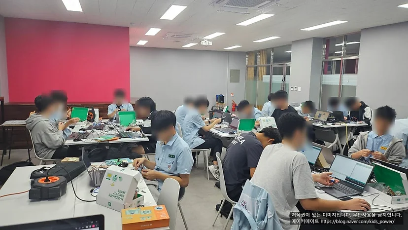 문일고 학생의 IT 기술 융합 결과물