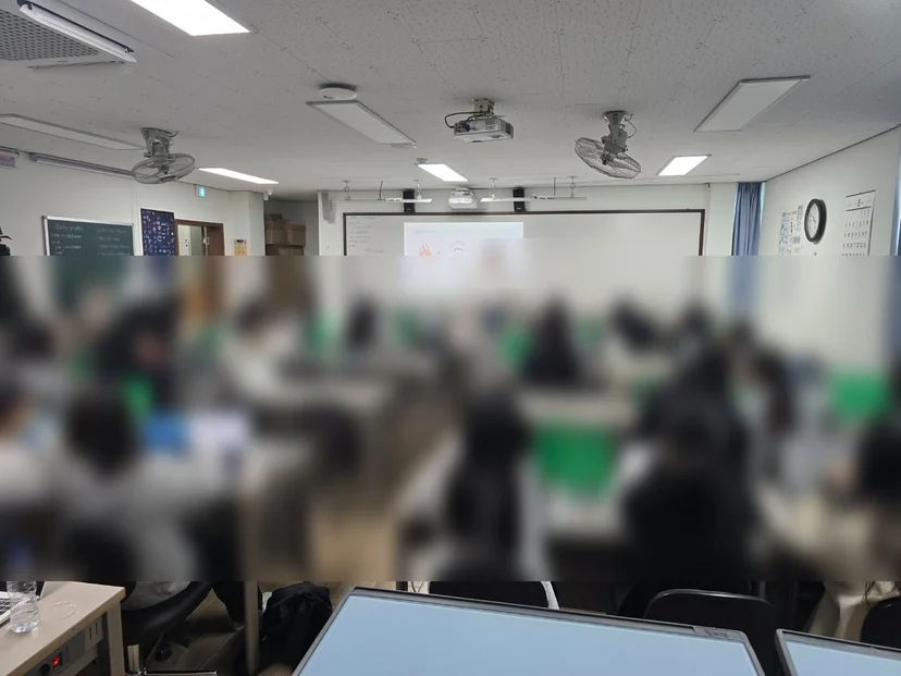 제주여자고등학교 AIoT 사이언스 캠프 현장 사진 7