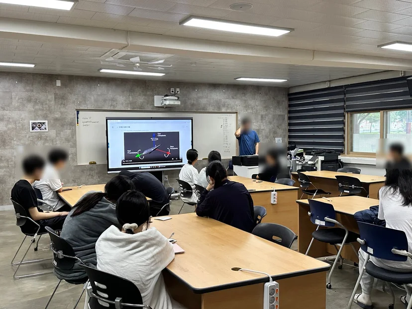 도계전산고등학교 드론 메이커스 교육 현장 사진 1
