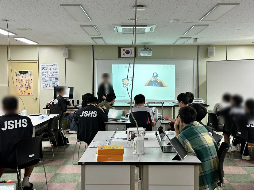 제주과학고등학교 AI 스킬업 메이커톤 현장 사진 16