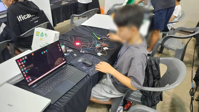 부경대학교 부산로봇경진대회 메이커톤 현장 사진 20