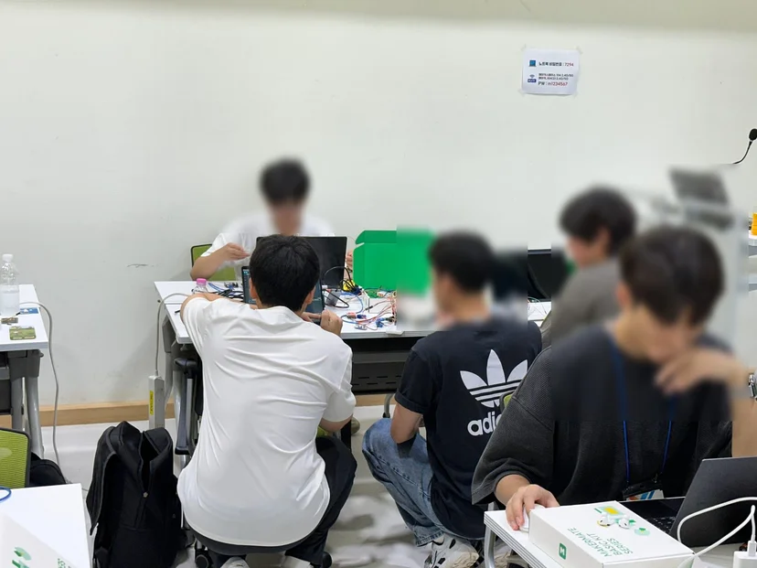 강원대학교 G-Bridge 로봇의수·의족 제작 캠프 현장 사진 12