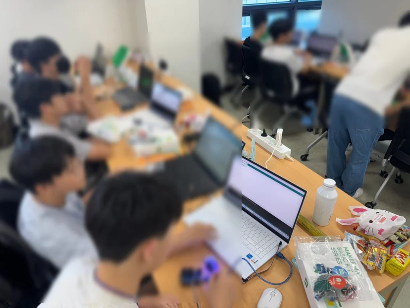 부경대학교 부산로봇경진대회 메이커톤 현장 사진 5