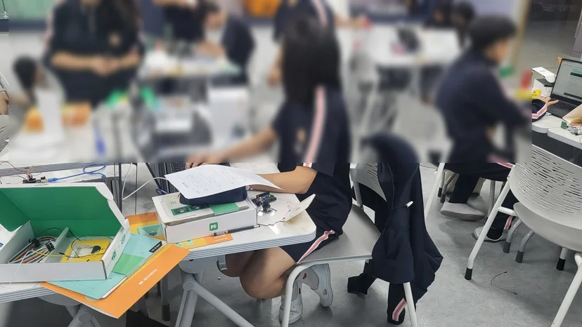 범박중학교 AIoT 캠프 현장 사진 11