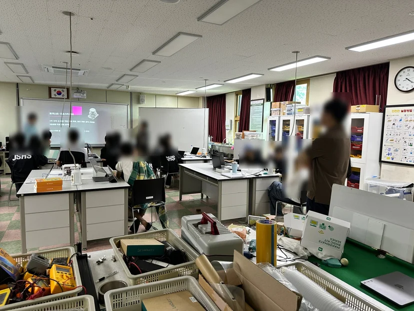 제주과학고등학교 AI 스킬업 메이커톤 현장 사진 18