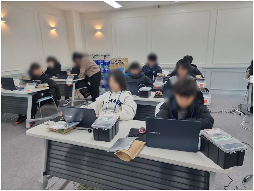 강원대·춘천시 디지털오픈캠퍼스 융합메이커 심화반 현장 사진 3
