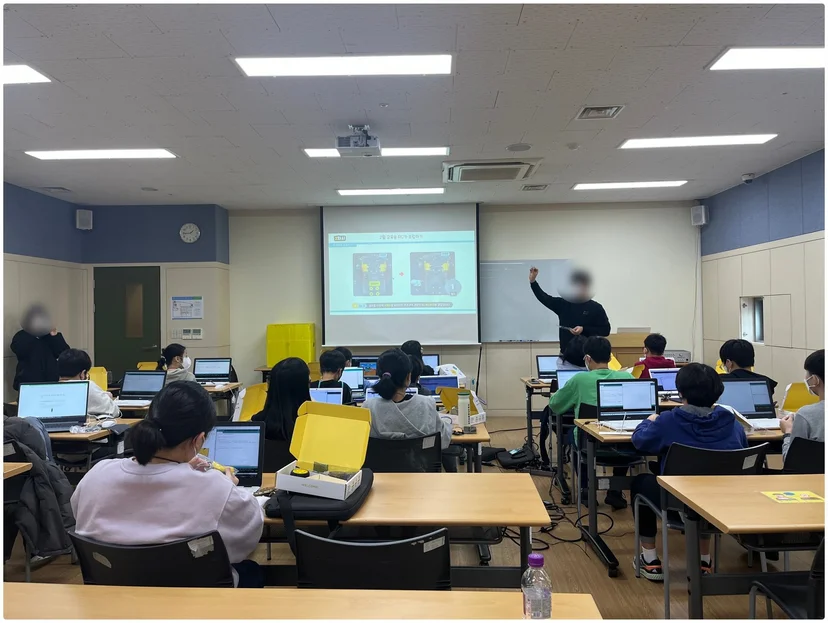 서울시립청소년센터 SW융합 자율주행 메이커 현장 사진 1