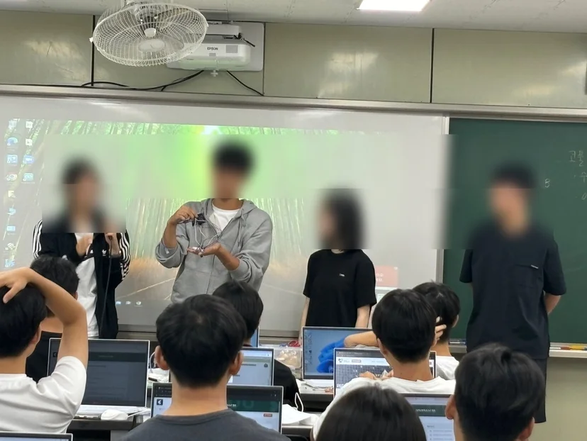 성덕고등학교 IoT 캠프 현장 사진 27