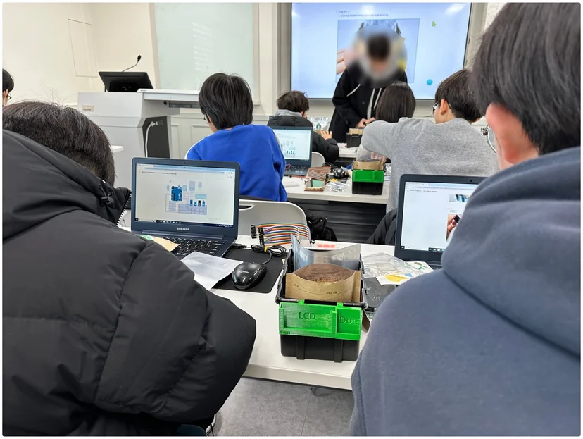 강원대·춘천시 디지털오픈캠퍼스 융합메이커 심화반 현장 사진 4