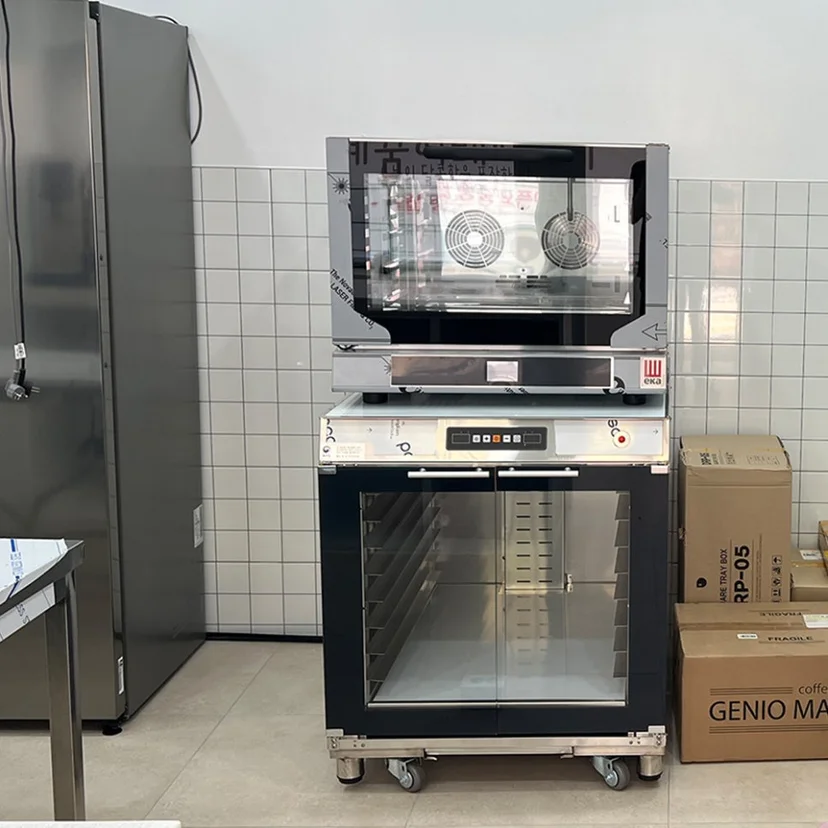 매장의 인테리어와 어울리는 디자인을 찾는 법은 무엇일까요 설치 공간과 주변 이동 동선 확인 사진