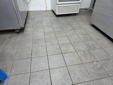 매장 종합 설비와 수리 업체를 선택할 때 주의할 점은 무엇인가요 핵심 설치 조건과 사용 환경 확인 사진