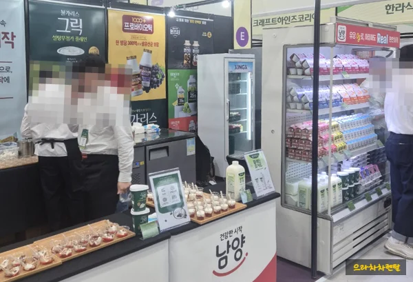 중고 쇼케이스 구매와 신품 계약 전 필수 점검 사항은 무엇인가요 설치 공간과 주변 이동 동선 확인 사진