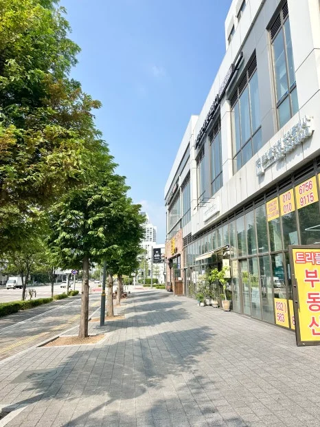 계약 전 확인해야 할 사후 관리와 계약 조건은 무엇인가요 설치 공간과 주변 이동 동선 확인 사진