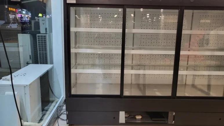 규격을 잘못 측정하여 매장 진열에 실패하는 실수를 피하려면 전기·배수·관리 설비 위치 확인 사진