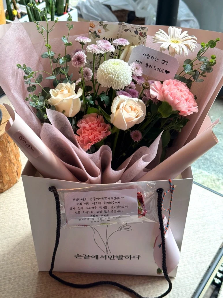 부자재 보관과 내부 구성은 어떻게 비교하나요 설치 공간과 주변 이동 동선 확인 사진