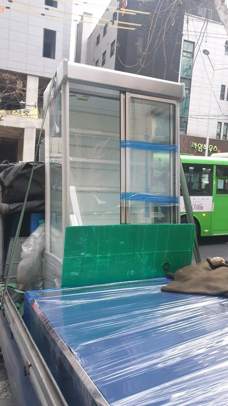 공사 여건에 따라 내치형과 외치형 중 무엇을 선택해야 할까요 설치 공간과 주변 이동 동선 확인 사진