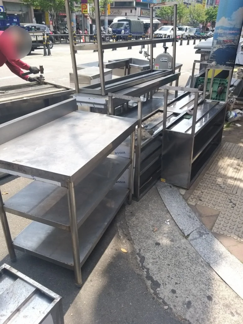 3. 제품 예산과 구매 비용 범위는 어떻게 되나요 설치 공간과 주변 이동 동선 확인 사진