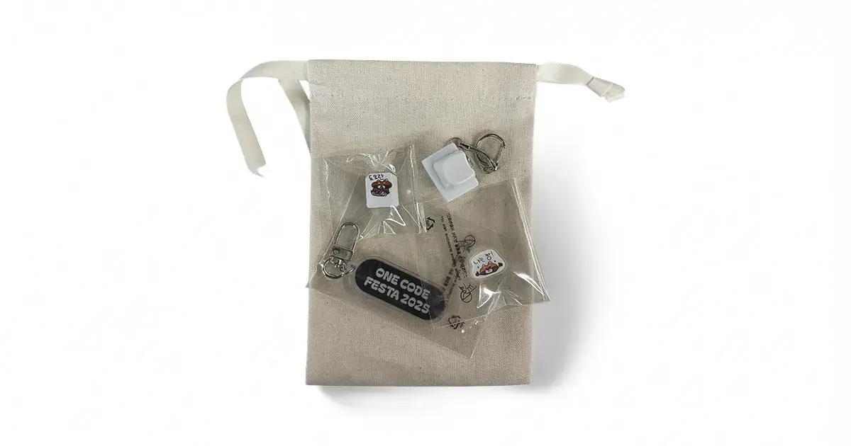 브랜드부스트에서 제작한 아크릴키링, 아크릴 지비츠, 키캡, 키캡키링