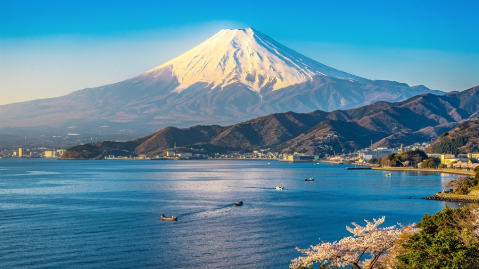 시즈오카 부산직항 후지산 호수 관광지, 설산이 보이는 일본 자연 경관