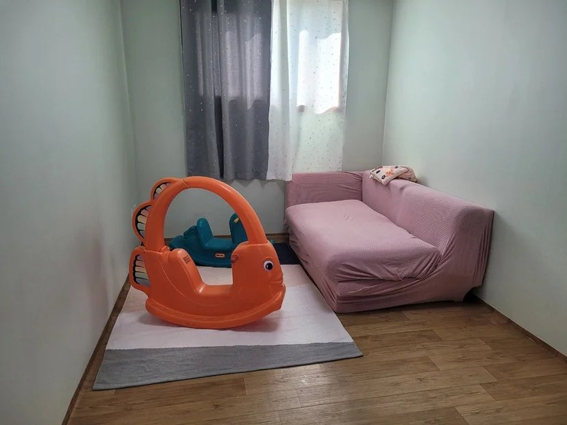 거제 아파트 거실·놀이공간