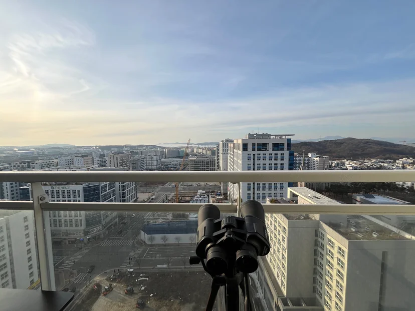 City view from the balcony with binoculars on a tripod (Listing ID : 35960)