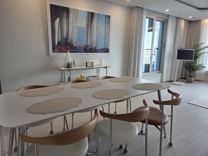 Dining table for eight beside the balcony window (Listing ID : 46438)