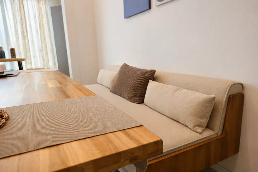 Open-plan living and dining area (Listing ID : 47901)