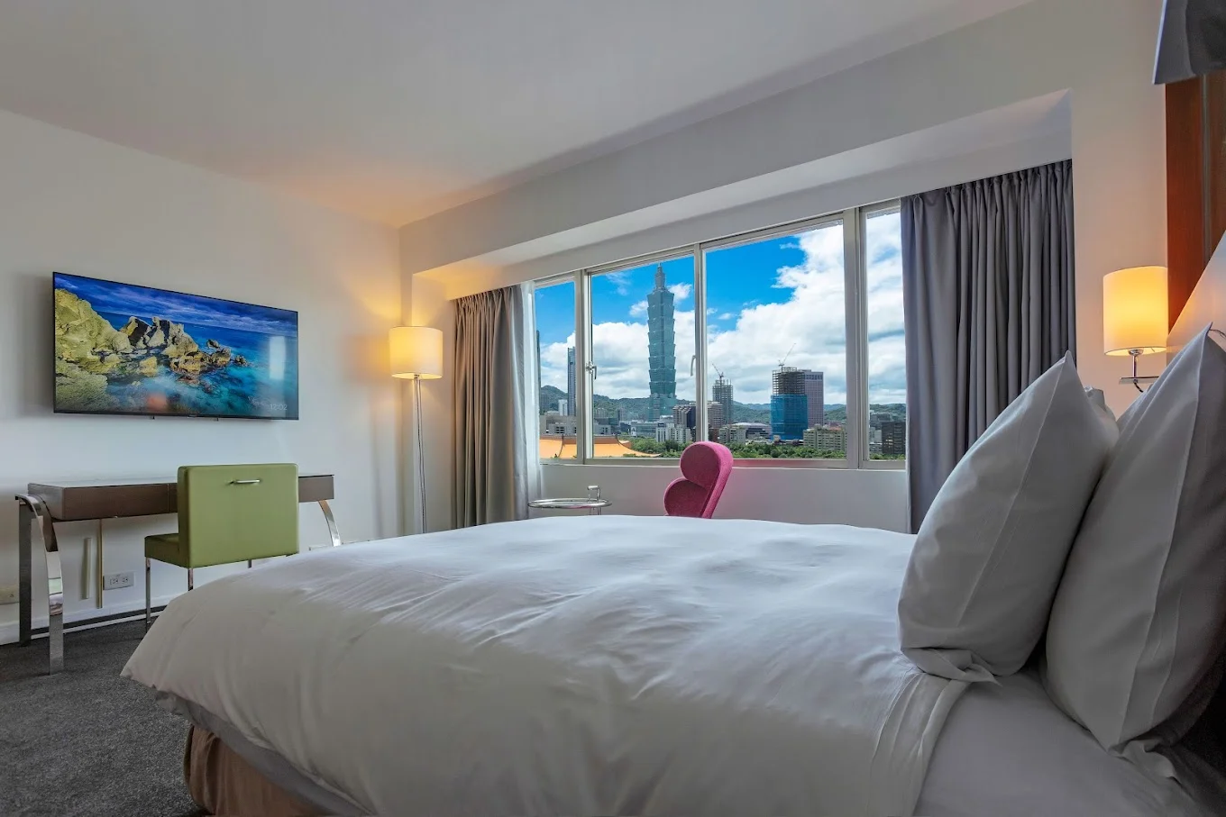 타이베이 지하철 역세권 호텔, 관광지 접근성 최고의 유나이티드 호텔 리뷰 - 요모