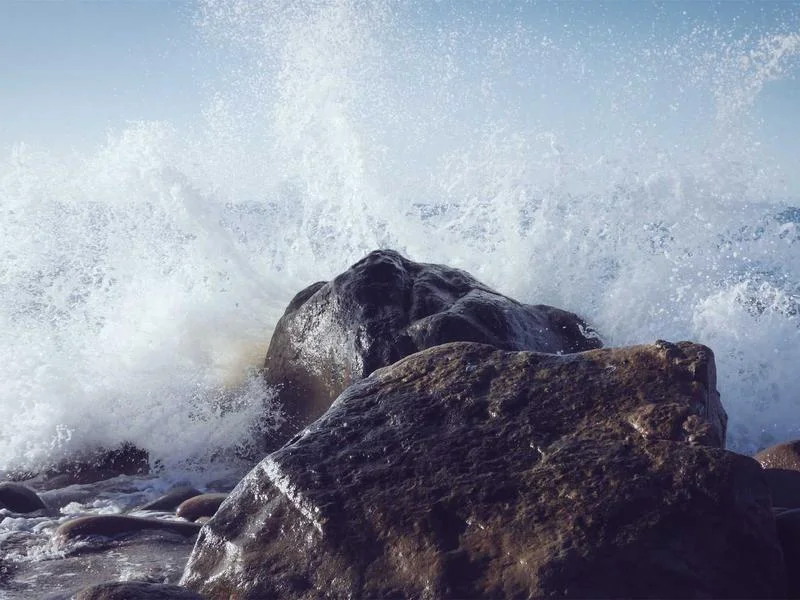 펍용알루미늄쇼케이스맞춤제작 - 펍 분위기를 살리는 맞춤 제작 쇼케이스