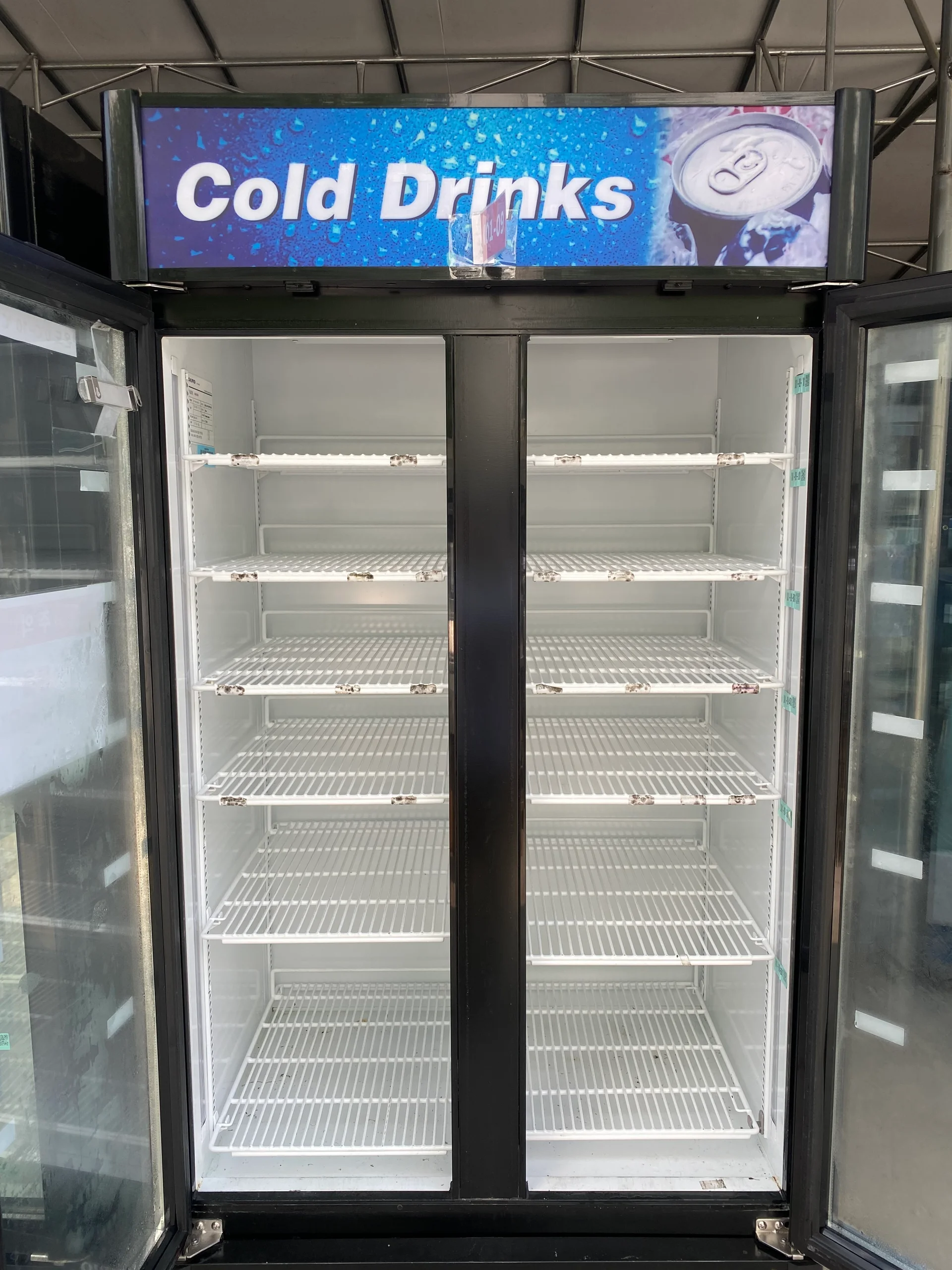 반찬가게앞문쇼케이스제품 - 냉각 방식의 중요성