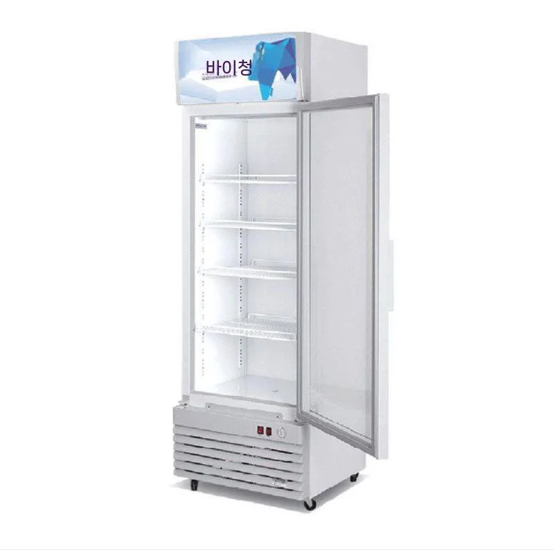 진열용진열장견적문의 - 쇼케이스 진열장 세팅 모습